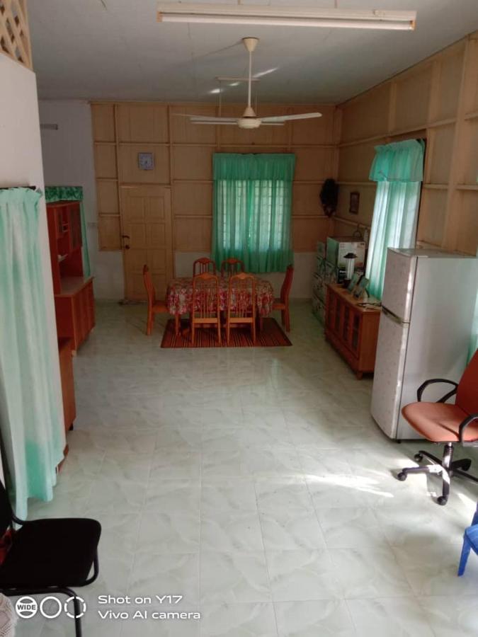 Opro S&S Homestay Pagoh Malay Only Муар Екстериор снимка
